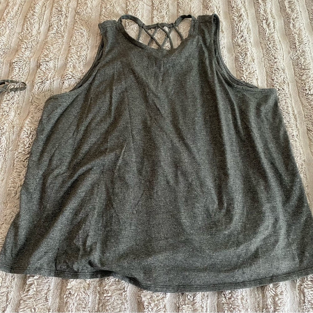 Maurice’s 2x grey tank top